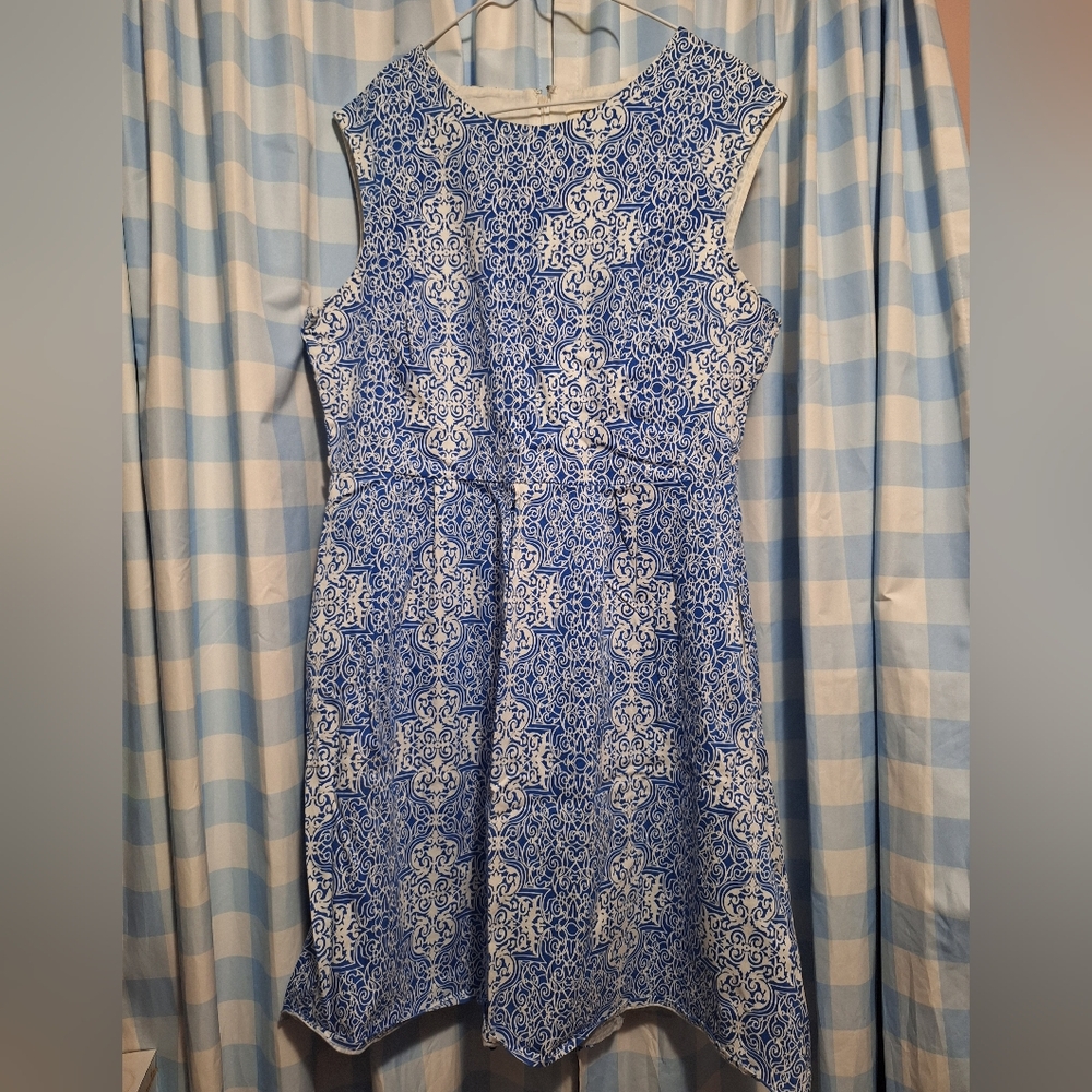 Very Pretty Cato Blue and White Sleeveless Dress